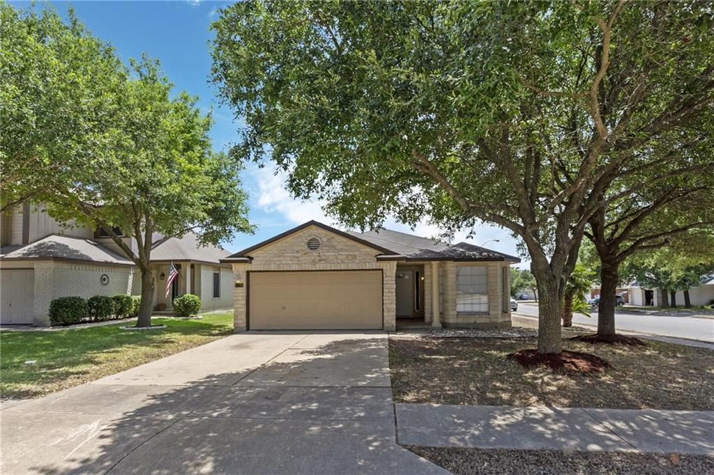 1134 Kentra Dr - Photo 1