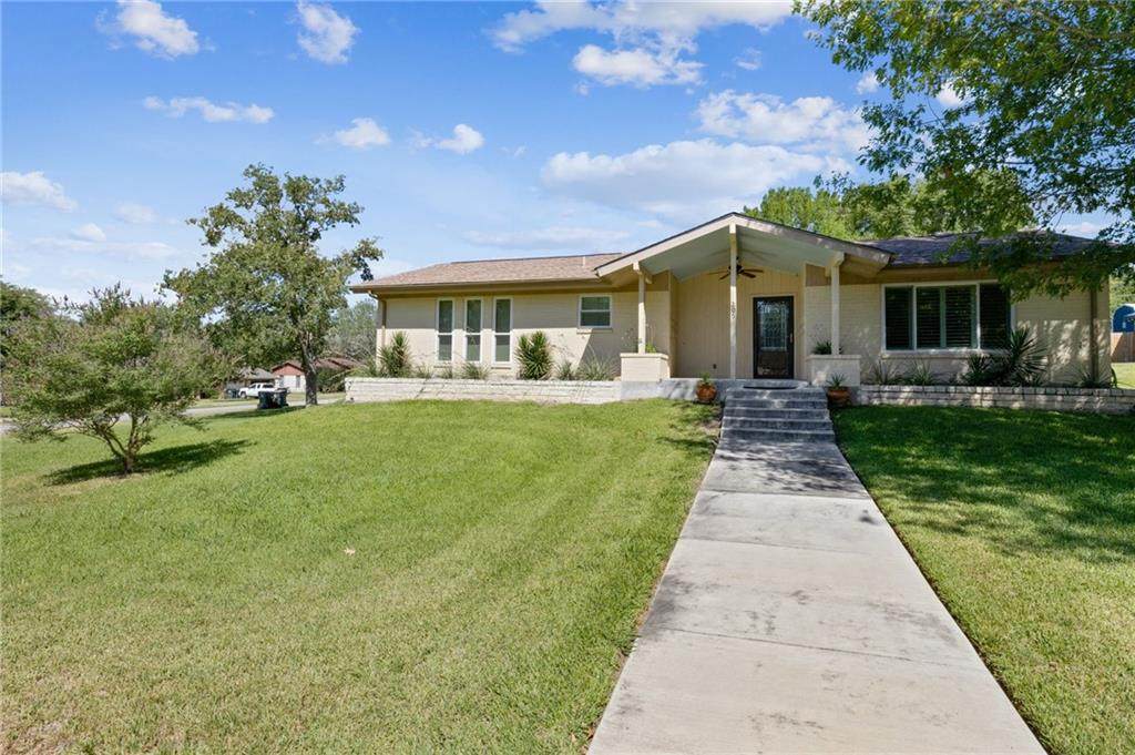 205 Oak Creek Cir - Photo 1
