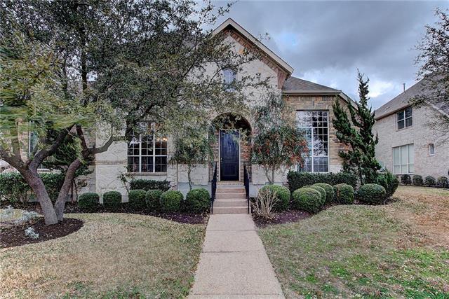 2707 Lake Forest Dr - Photo 1