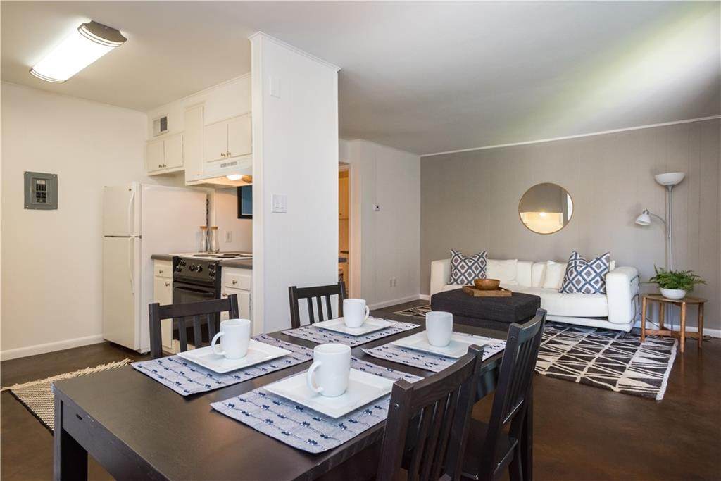 3914 Avenue D - Photo 1
