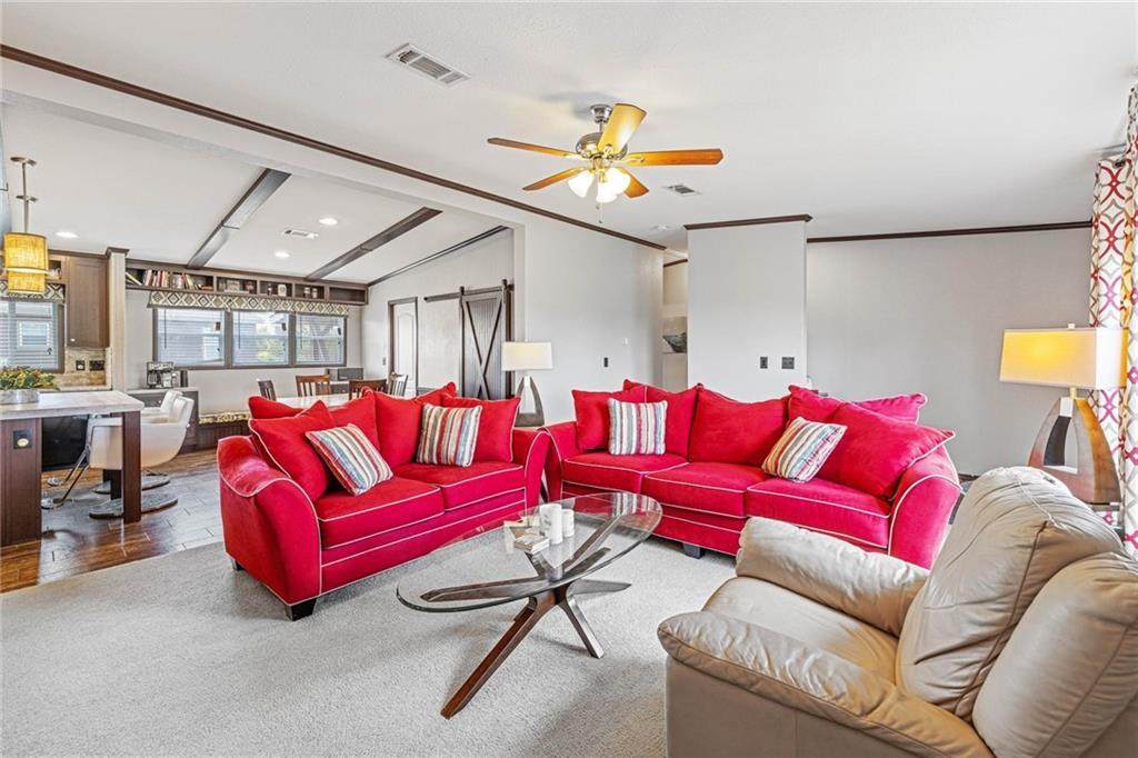 152 Flaming Oak Dr - Photo 1