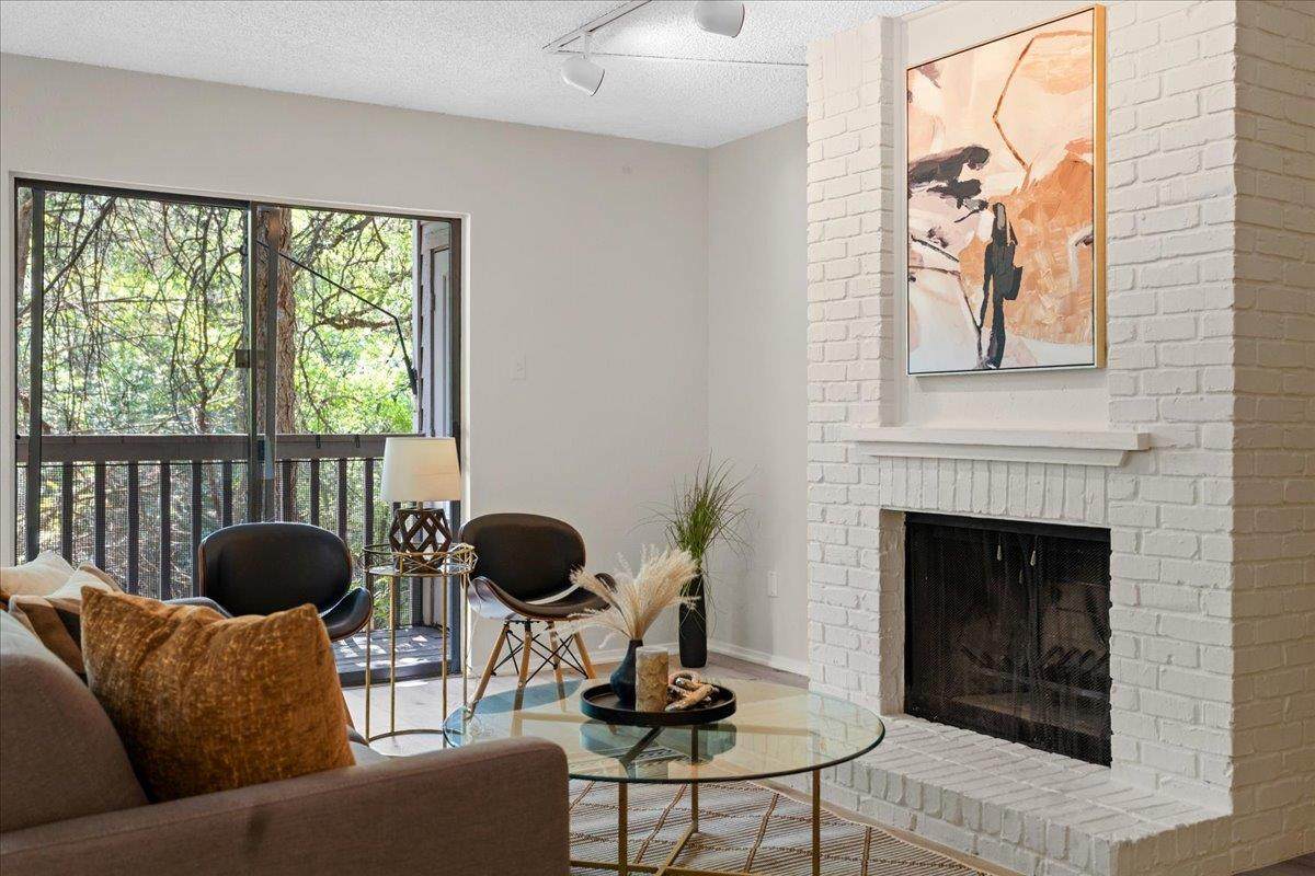 3839 Dry Creek Dr - Photo 1