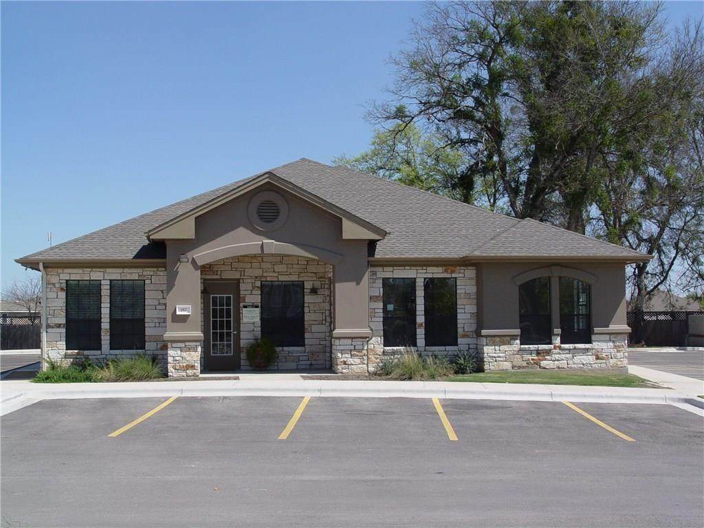187 Elmhurst Dr - Photo 1