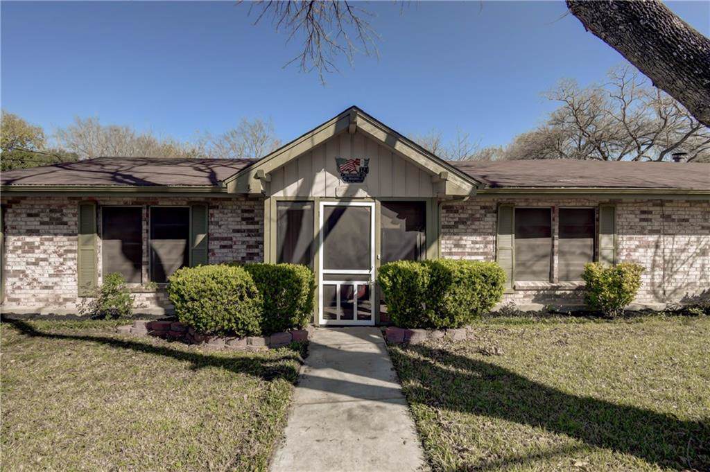 321 Broadway Dr - Photo 1