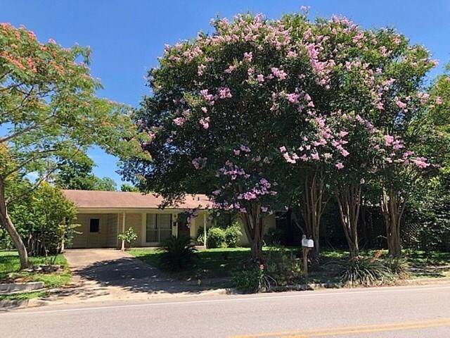 7519 Northcrest Blvd - Photo 1