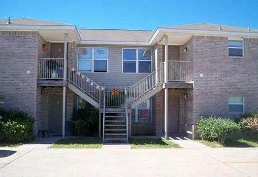 2218 Katy Ln - Photo 1