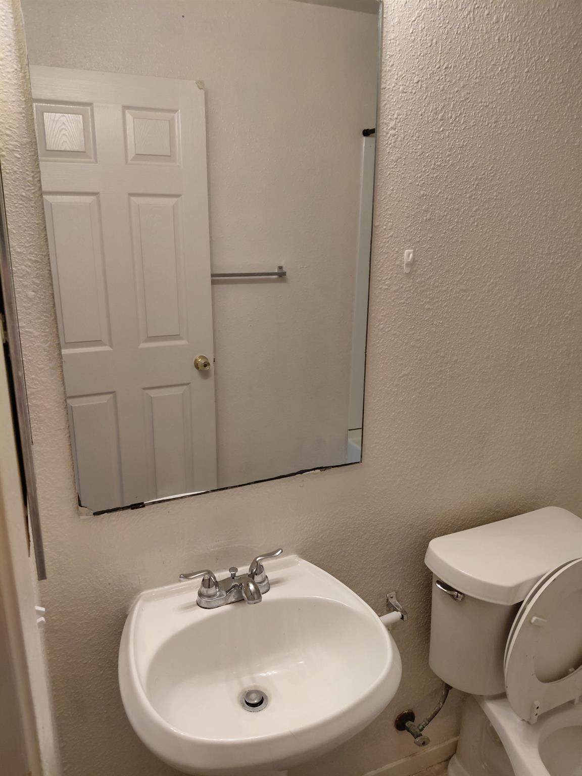 https://bt-photos.global.ssl.fastly.net/austin/orig_boomver_1_1634045-2.jpg