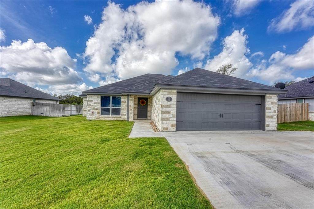 125 Ellis Ct - Photo 1