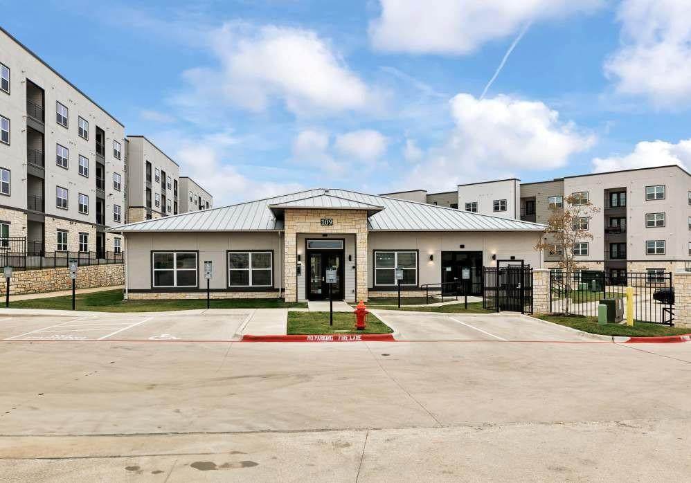 13411 Fm812 Rd - Photo 1