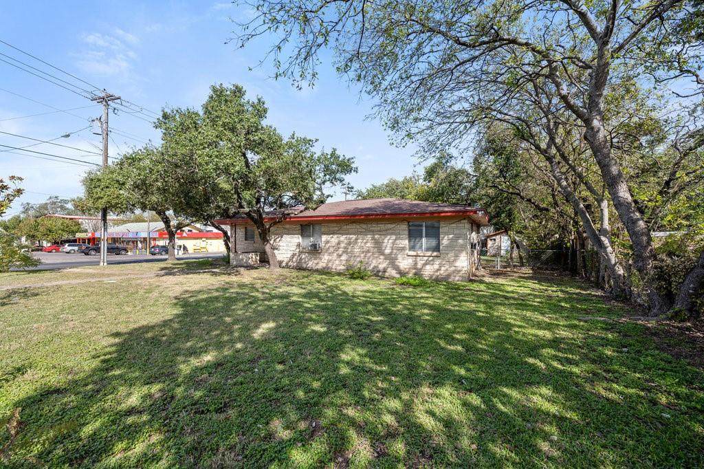 100 Powell Ln - Photo 1