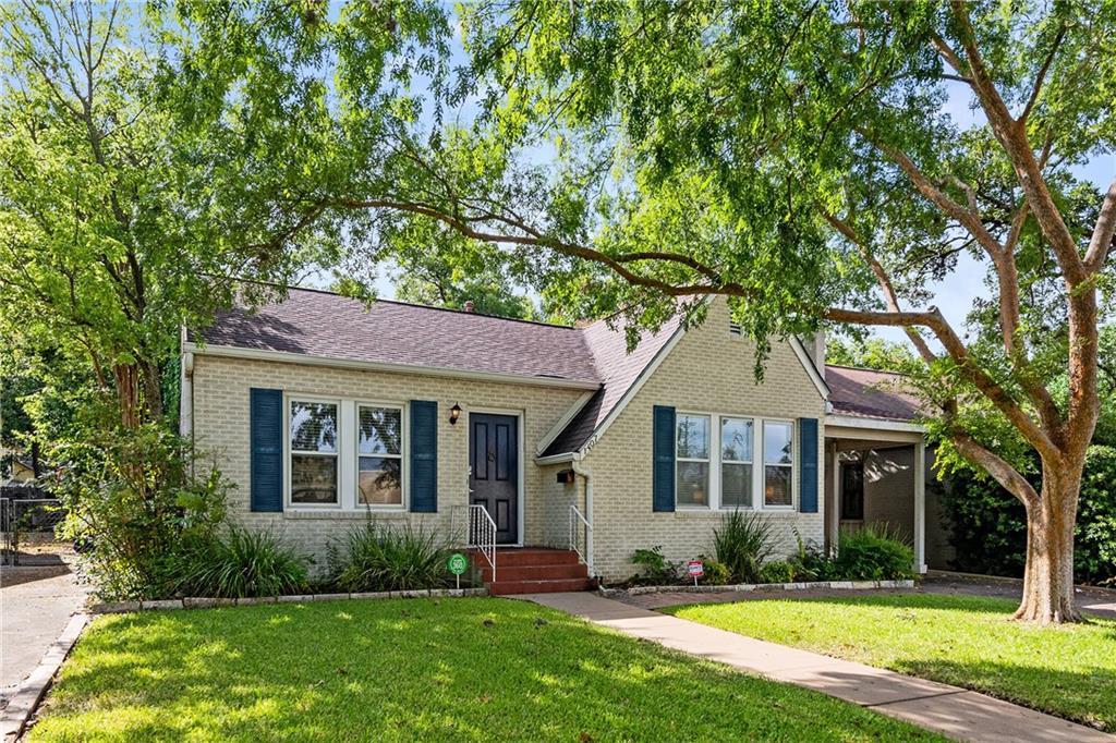 1407 Newfield Ln - Photo 1
