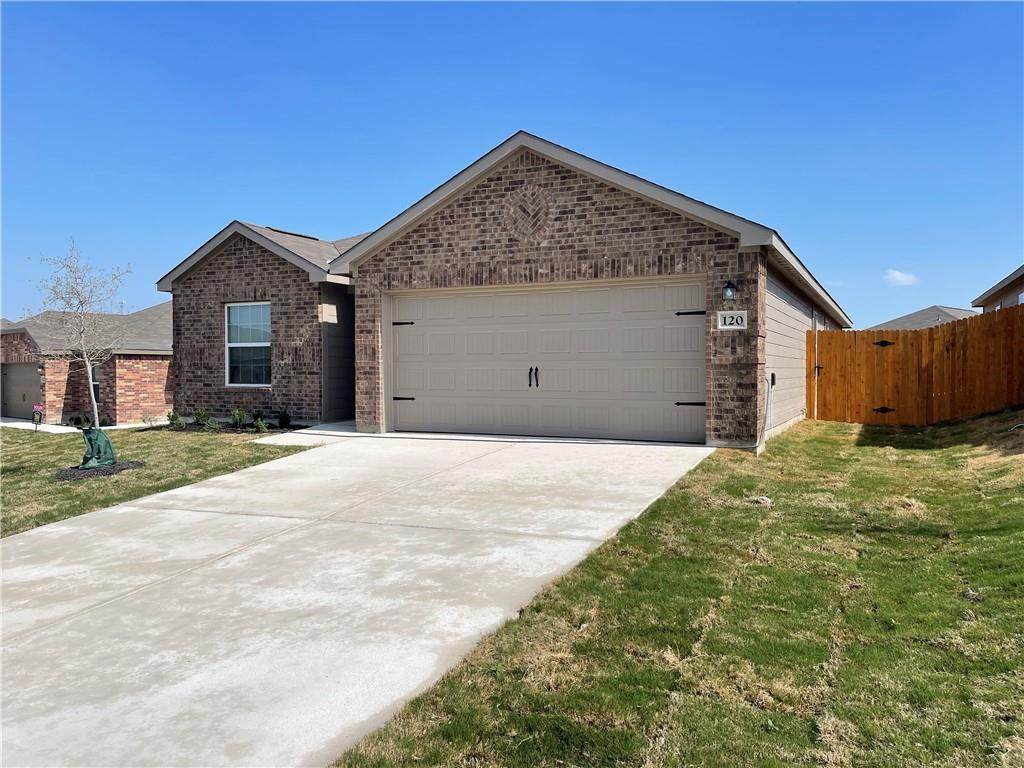120 Fairfax Ln - Photo 1