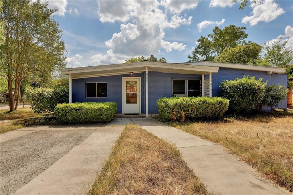 7525 Delafield Ln - Photo 1