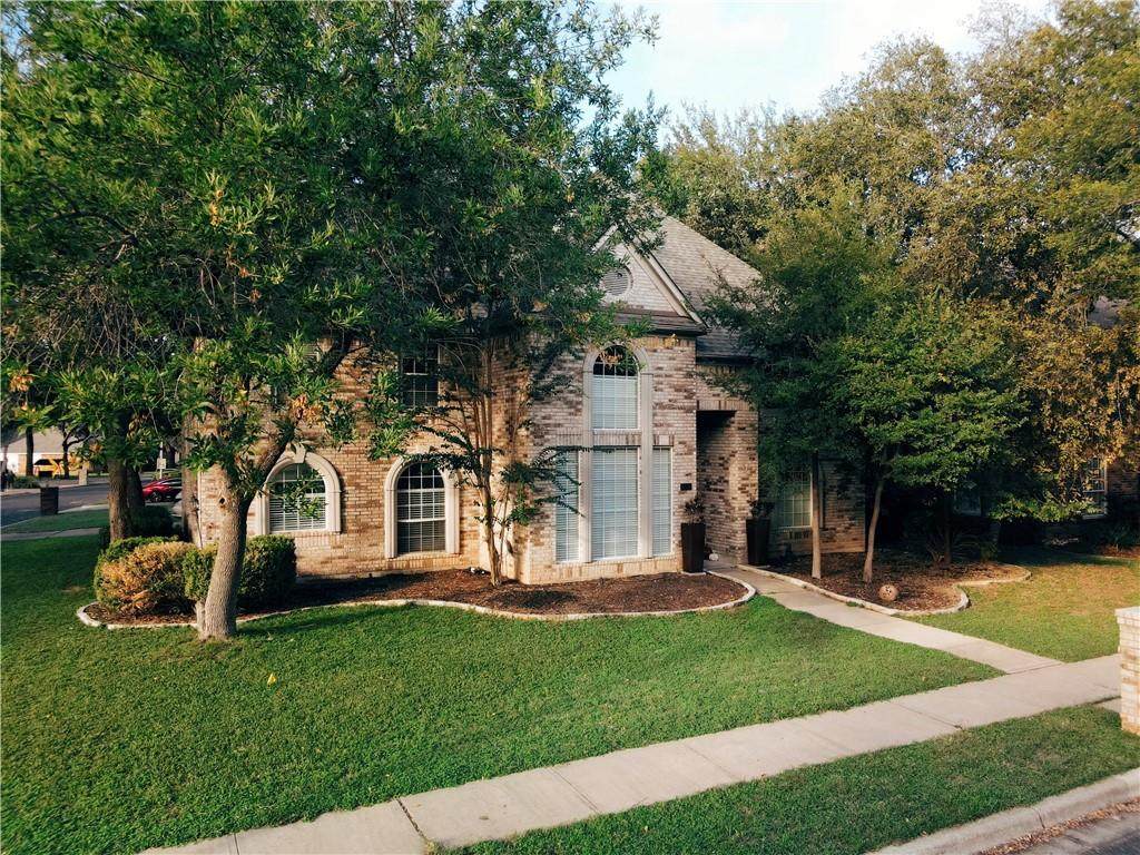 10116 Pinehurst Dr - Photo 1