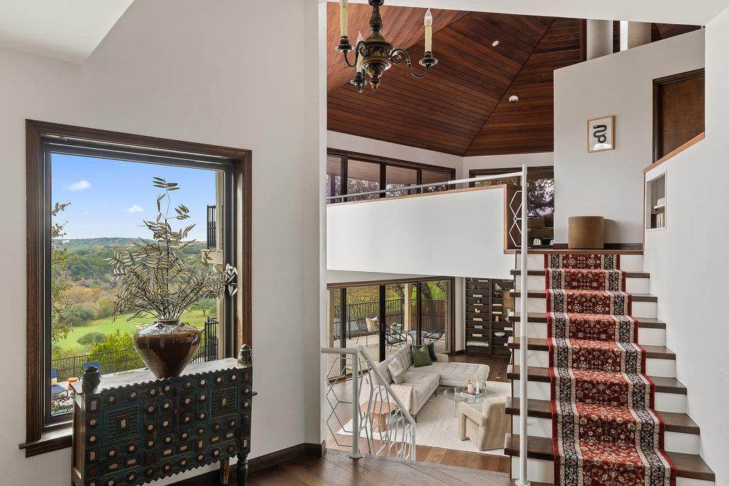 1922 Cypress Pt - Photo 1