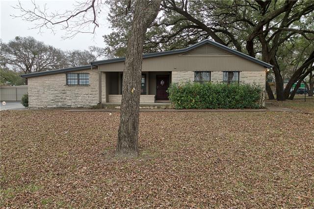 8411 Interstate 35 - Photo 1