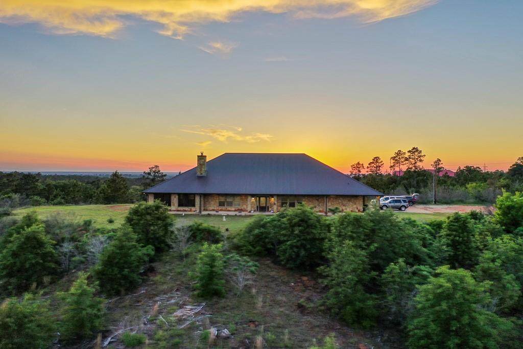 152 Pine Tree Loop - Photo 1