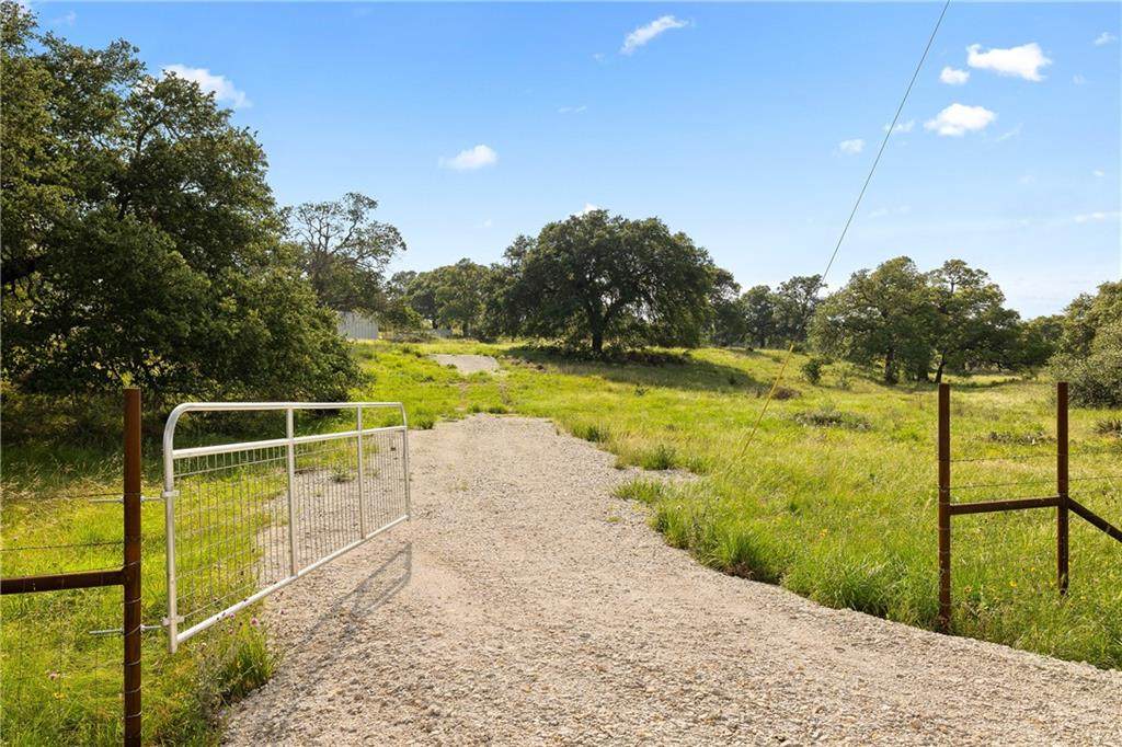 214 River Oaks Rd - Photo 1