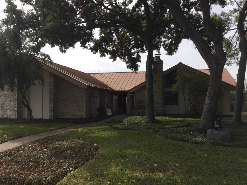 11148 Pinehurst Dr - Photo 1