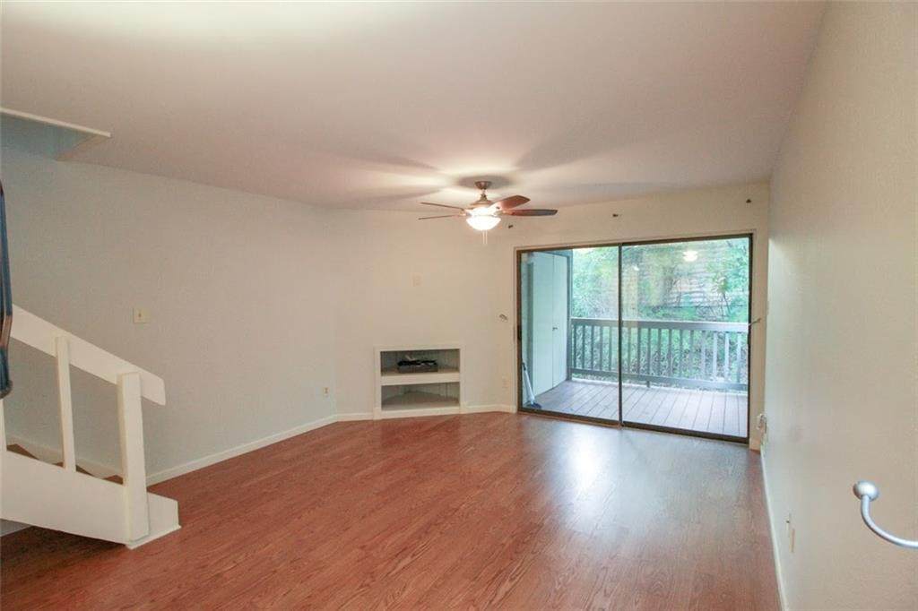 2215 Post Rd - Photo 1
