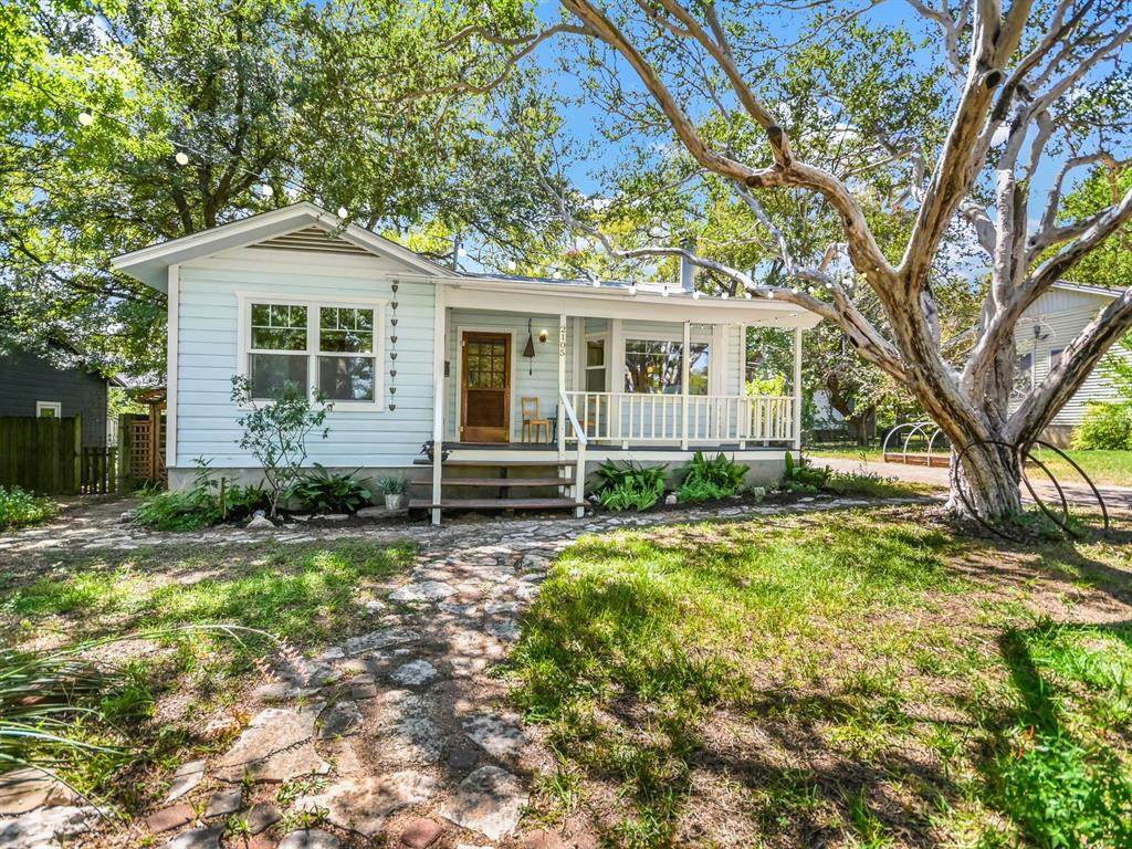 2105 Rabb Glen St - Photo 1