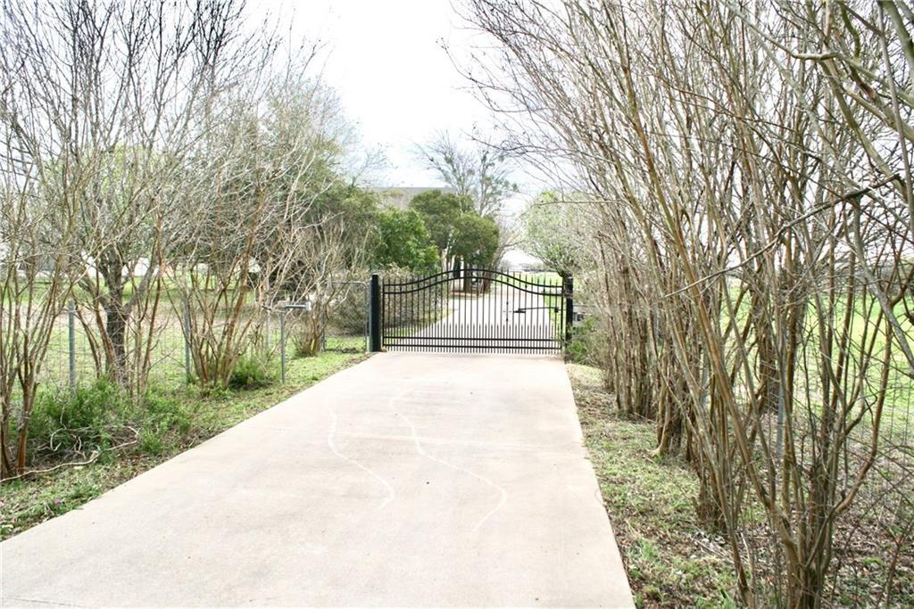 120 County Road 124 - Photo 1
