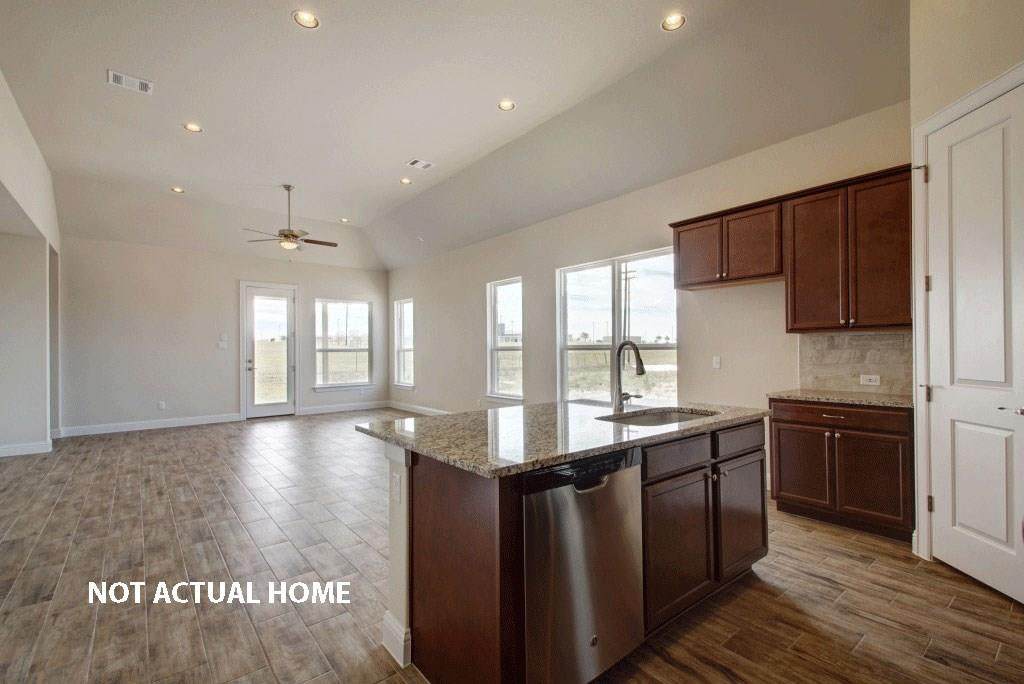 4136 Rockwood - Photo 1