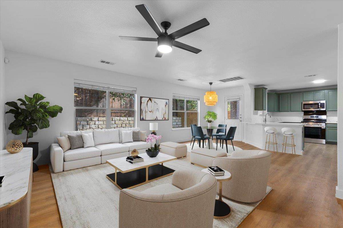 5940 Silver Screen Dr - Photo 1