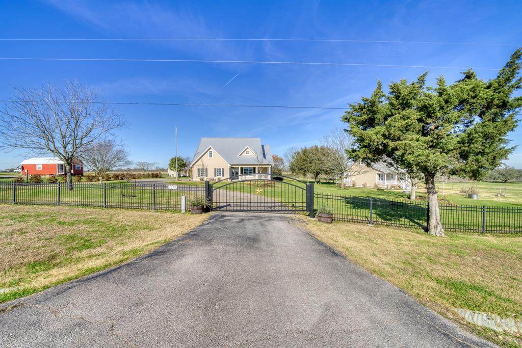 1377 State Highway 159 - Photo 1