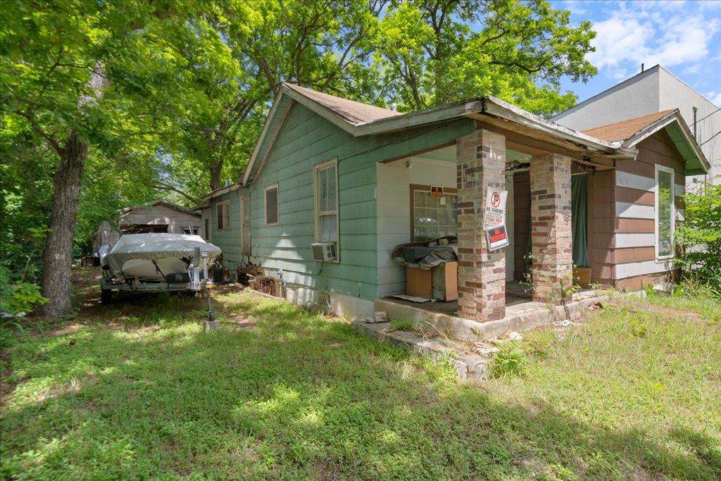 1114 Linden St - Photo 1