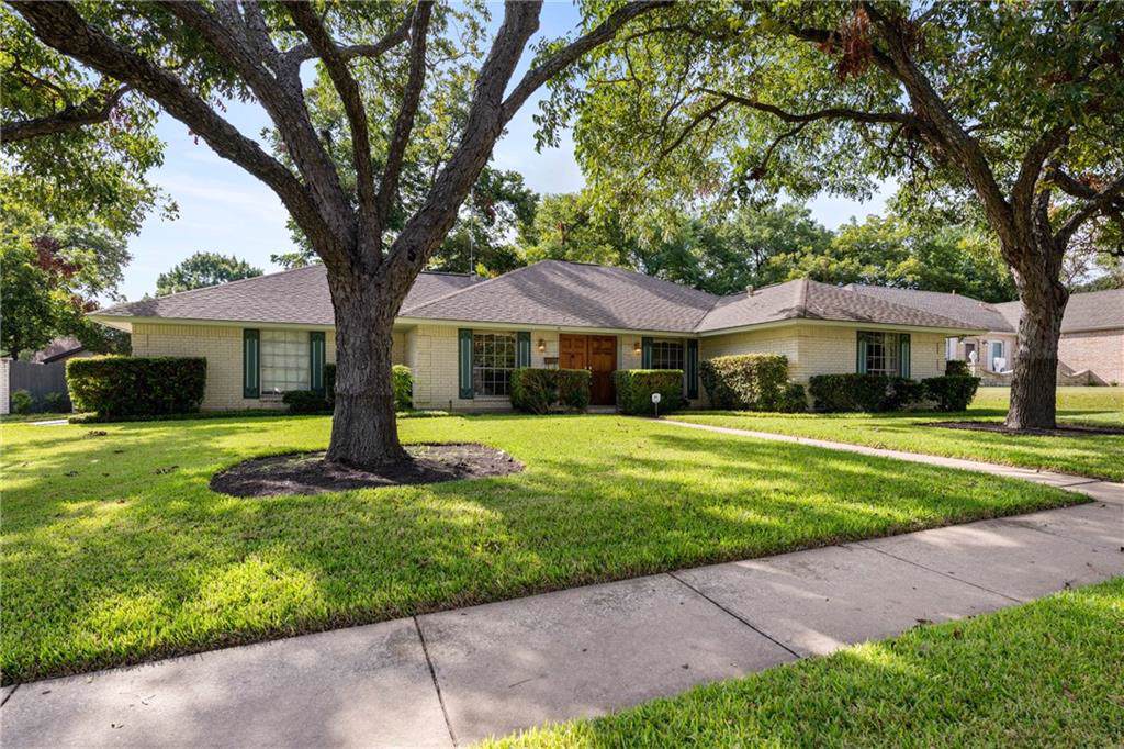 9015 Collinfield Dr - Photo 1