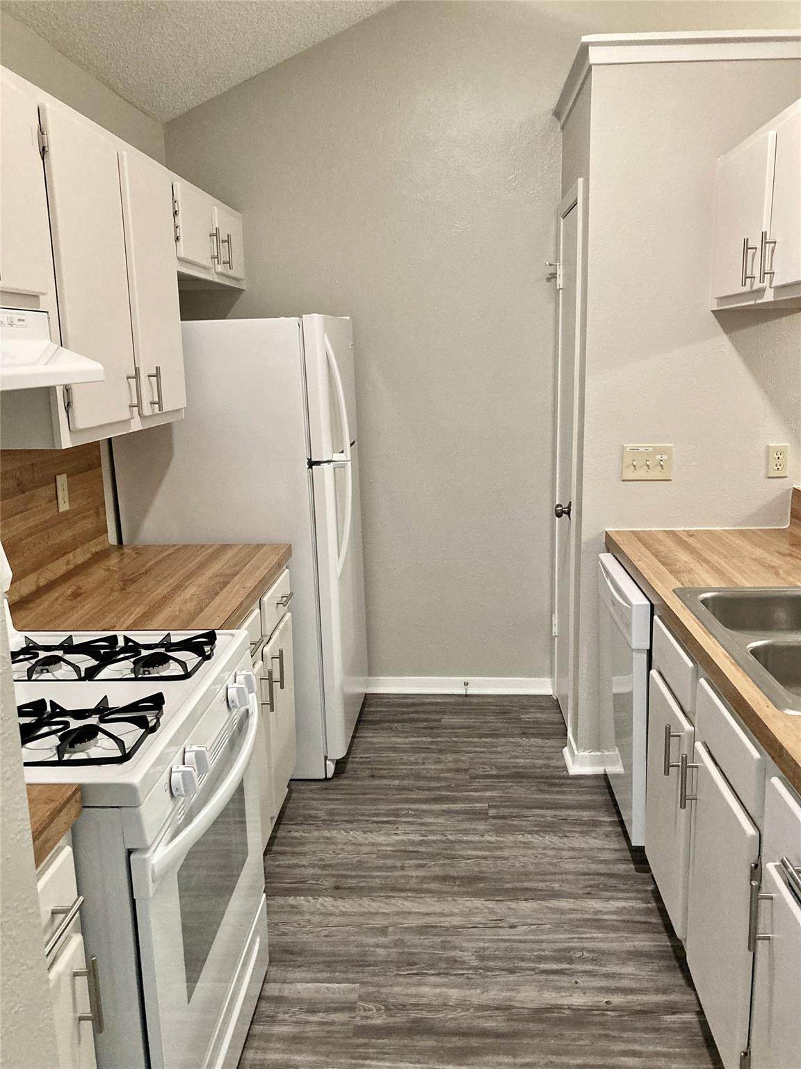 1809B Prairie Knoll Ct - Photo 1