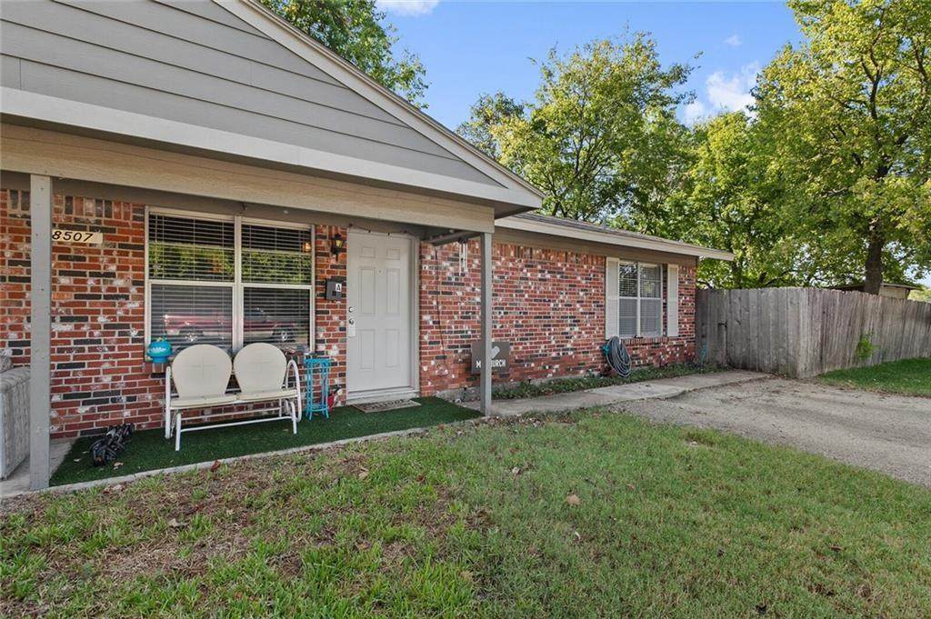 8507 Hathaway Dr - Photo 1