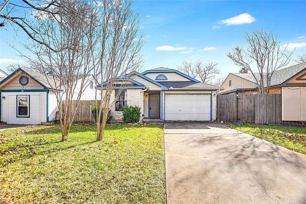 1111 Green Valley Cv - Photo 1