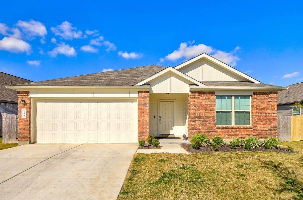 311 Sassafras - Photo 1