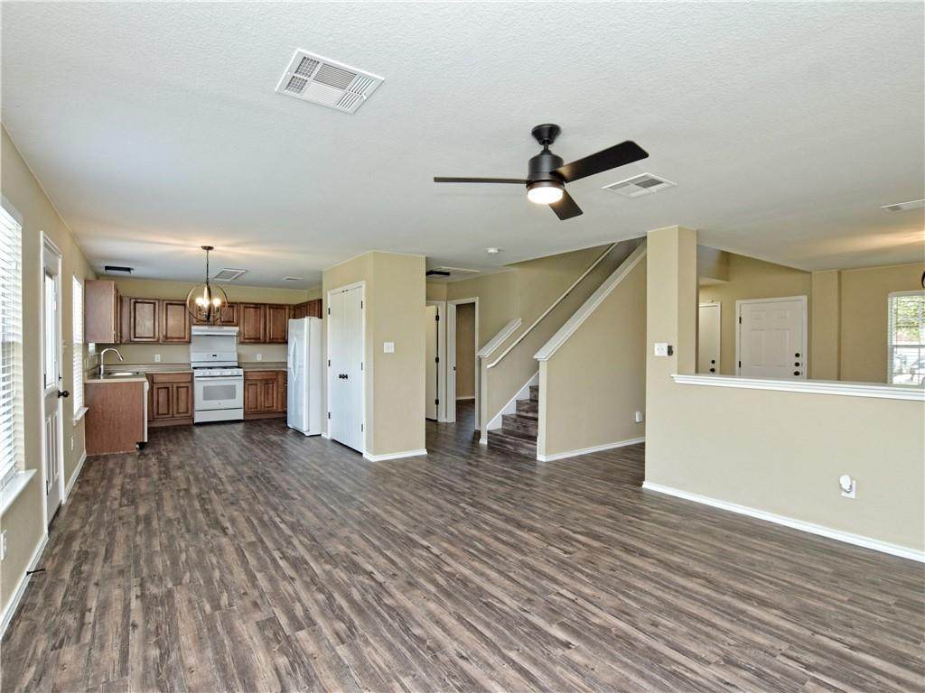 217 Outfitter Dr - Photo 1