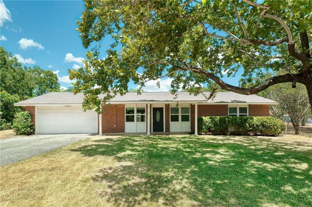 1505 Big Meadow Dr - Photo 1