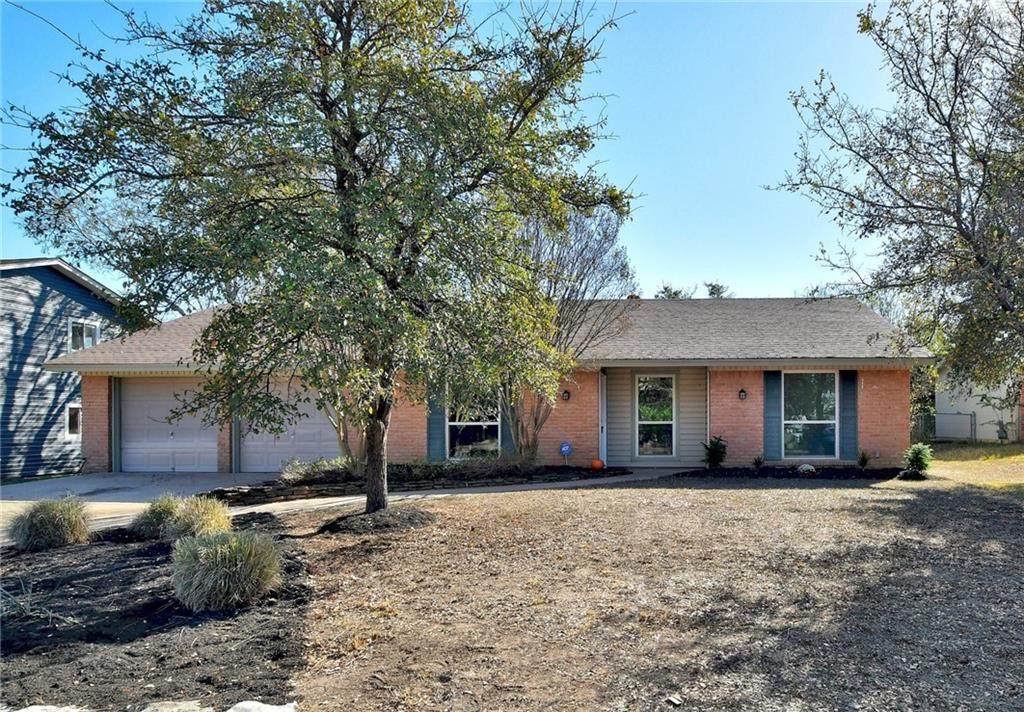 7509 East Crest Dr - Photo 1