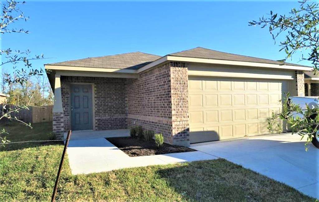 5717 Levenwood Ln - Photo 1