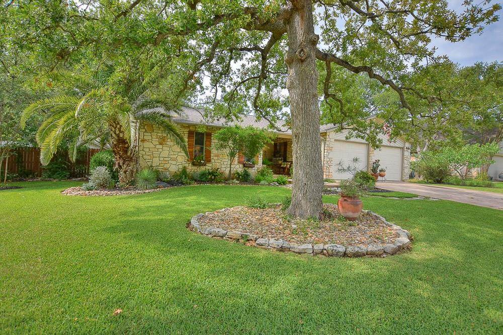 1105 River Bend Dr - Photo 1