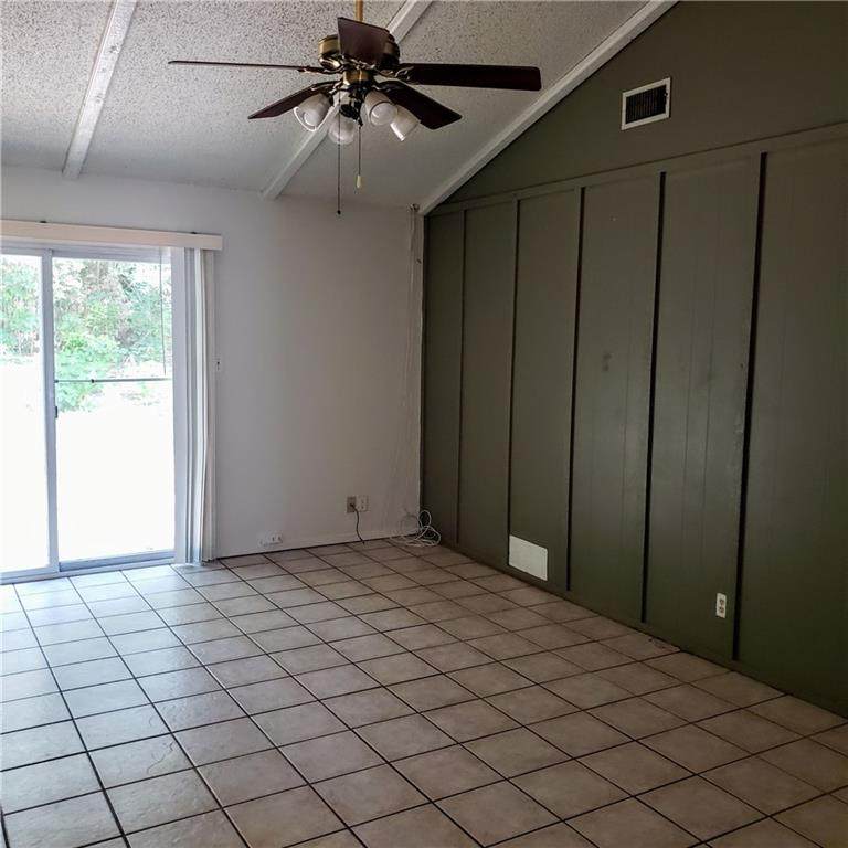 831 Sussex Dr - Photo 1