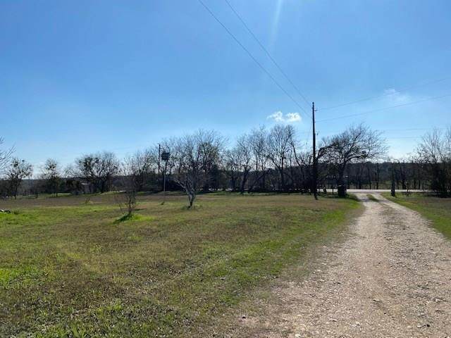 11717 Old Lockhart Highway - Photo 1