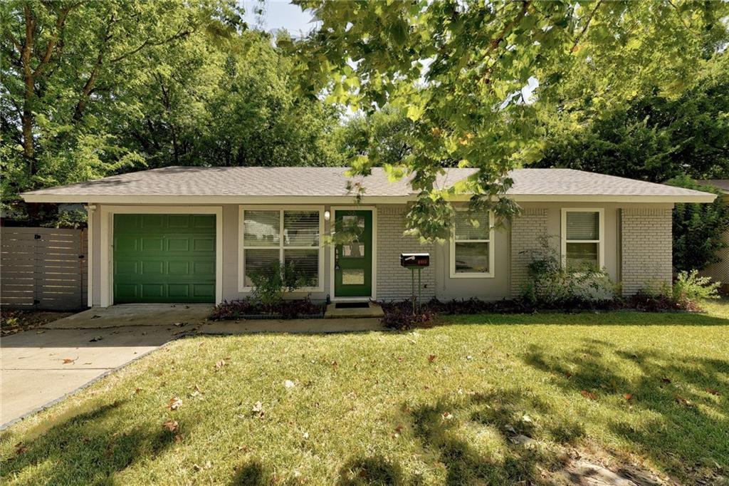8513 Contour Dr - Photo 1