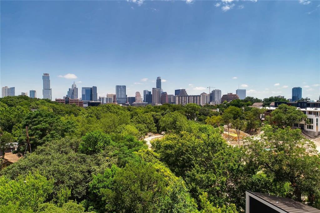 800 Columbus St - Photo 1