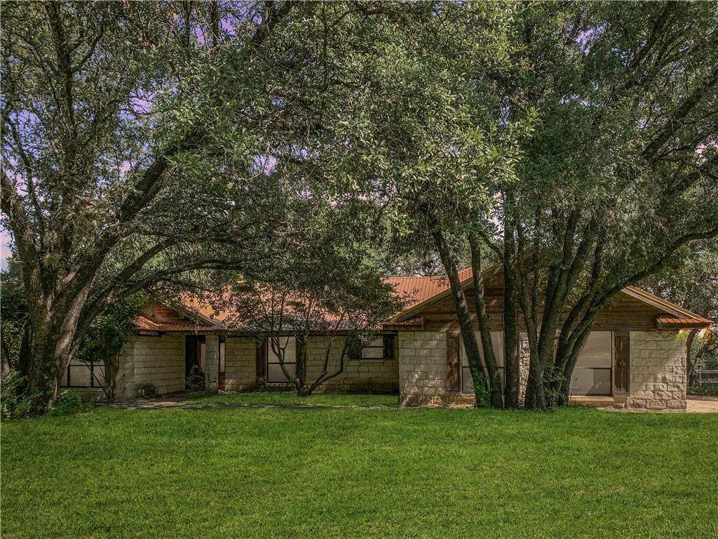 702 Loop 121 - Photo 1
