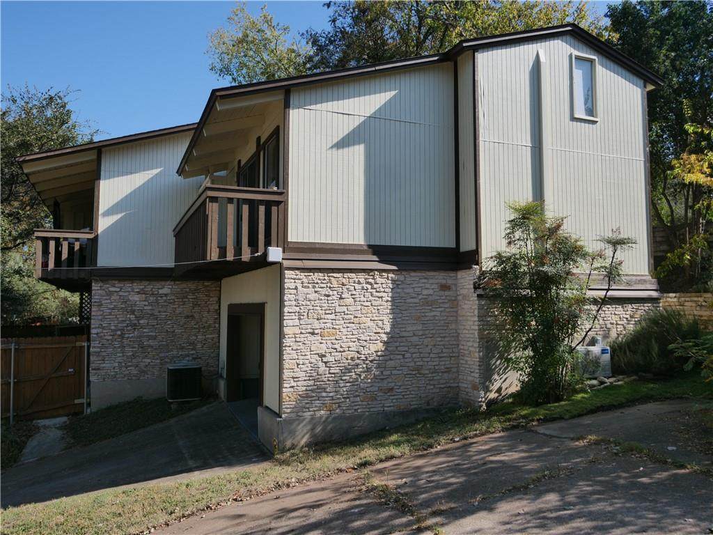 2200 Spring Creek Dr - Photo 1