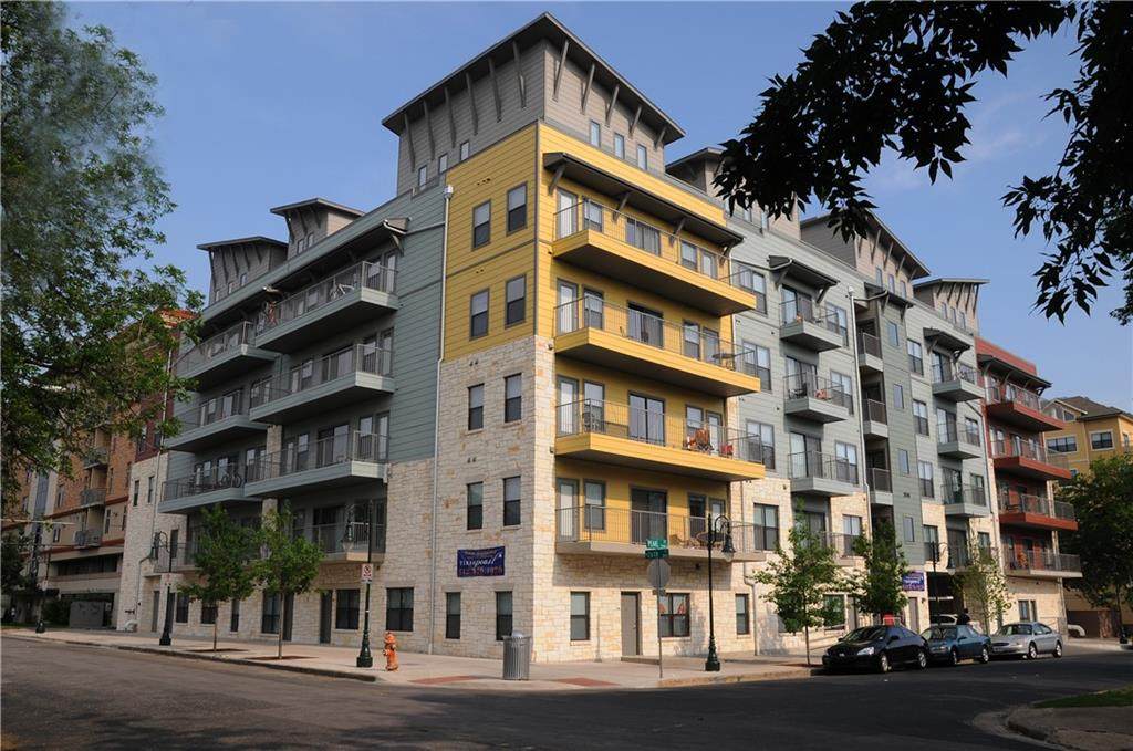 2515 Pearl St - Photo 1
