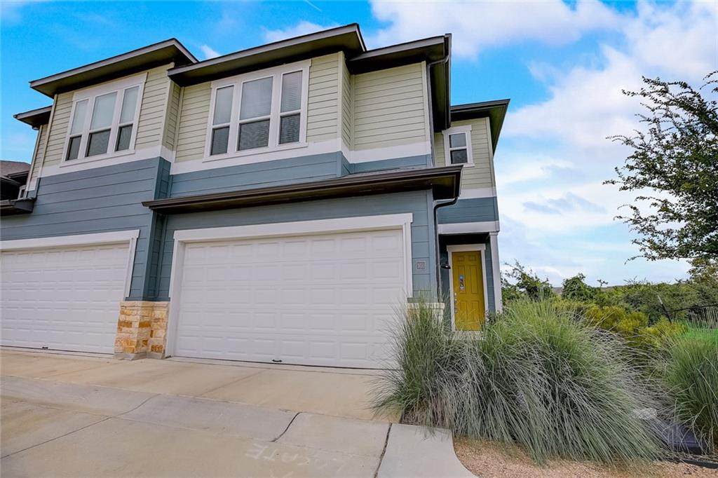 1015 Vista View Dr - Photo 1