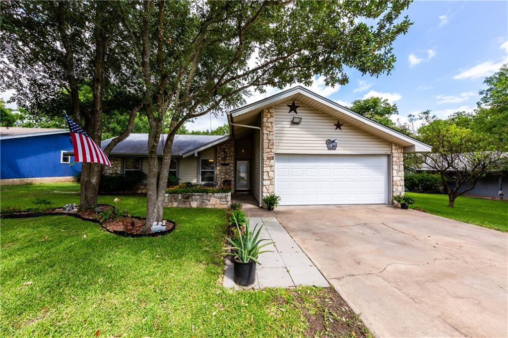 16000 Parkway Dr - Photo 1
