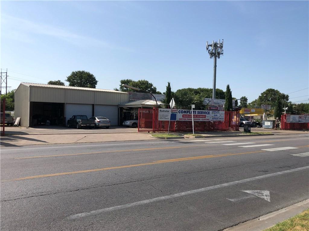 5211 Manor Rd - Photo 1